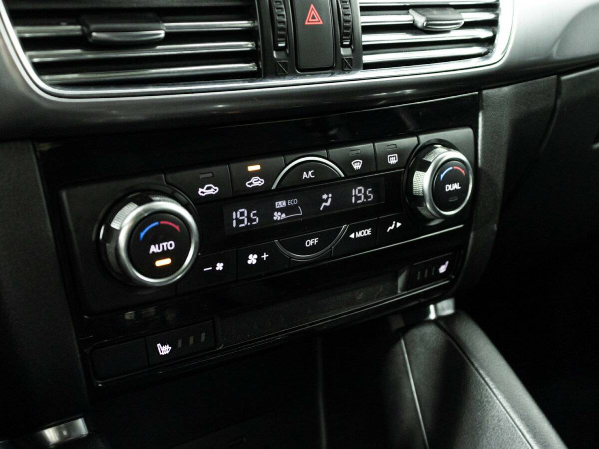 Mazda CX-5 I Рестайлинг, 2017 Фото №15