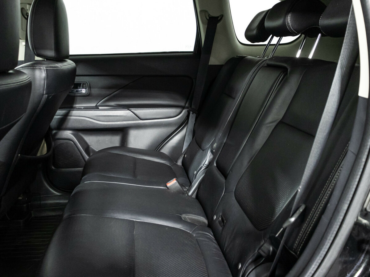 Mitsubishi Outlander III Рестайлинг 2, 2015 - 200 082 км. | Фото №8