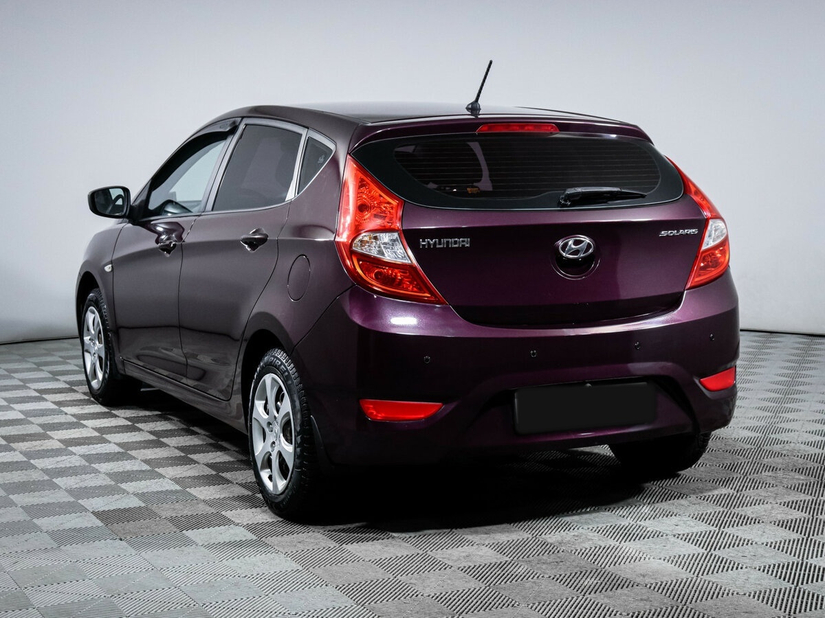 Hyundai Solaris I, 2013 - 110 000 км. | Фото №6