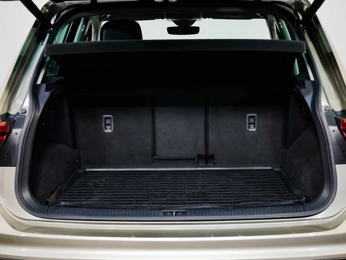 Volkswagen Tiguan II, 2020 Фото №32