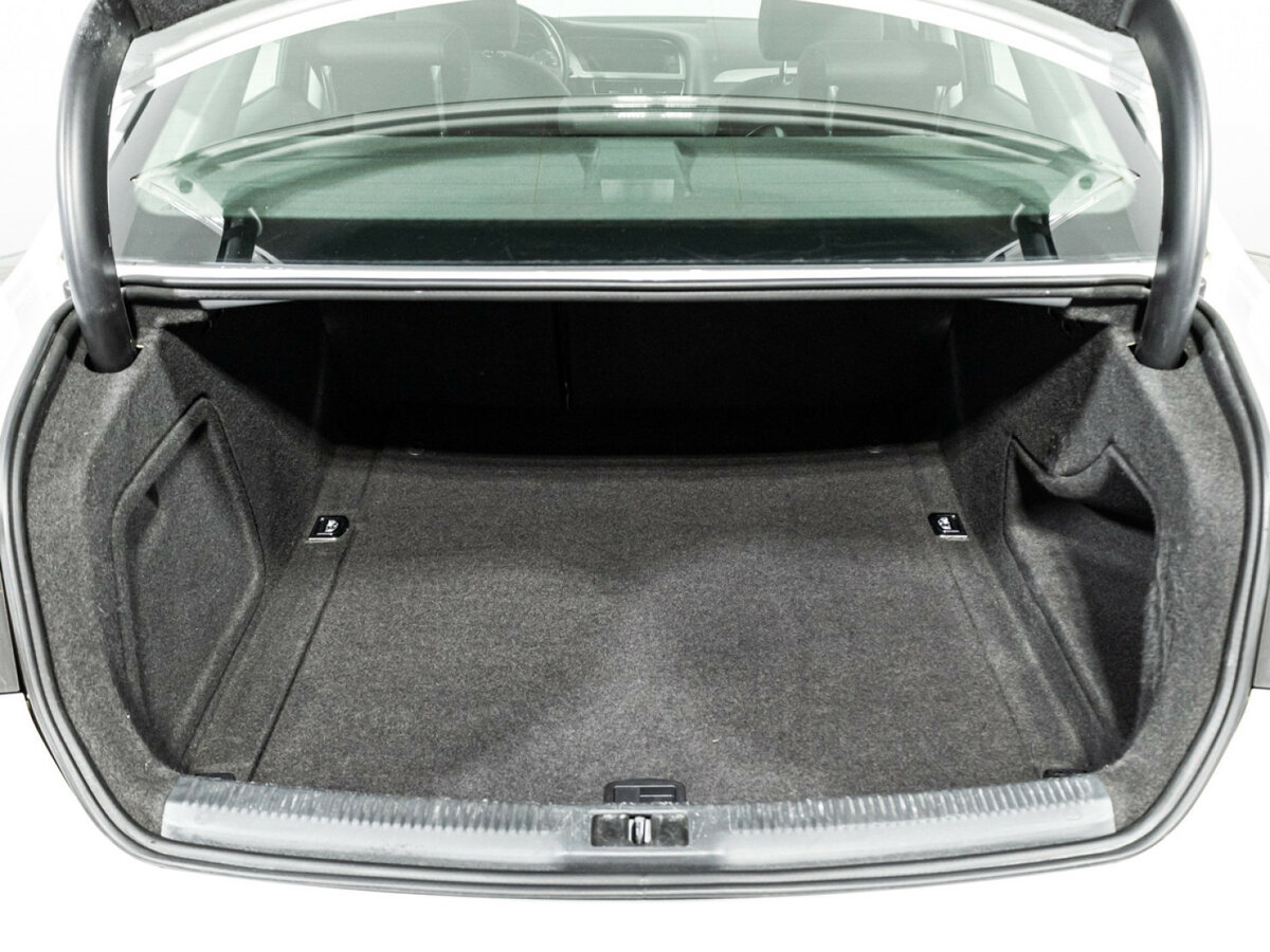 Audi A4 IV (B8) Рестайлинг, 2014 Фото №15