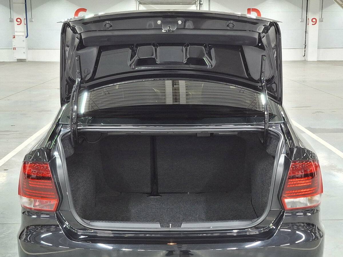 Volkswagen Polo V Рестайлинг, 2017 Фото №10