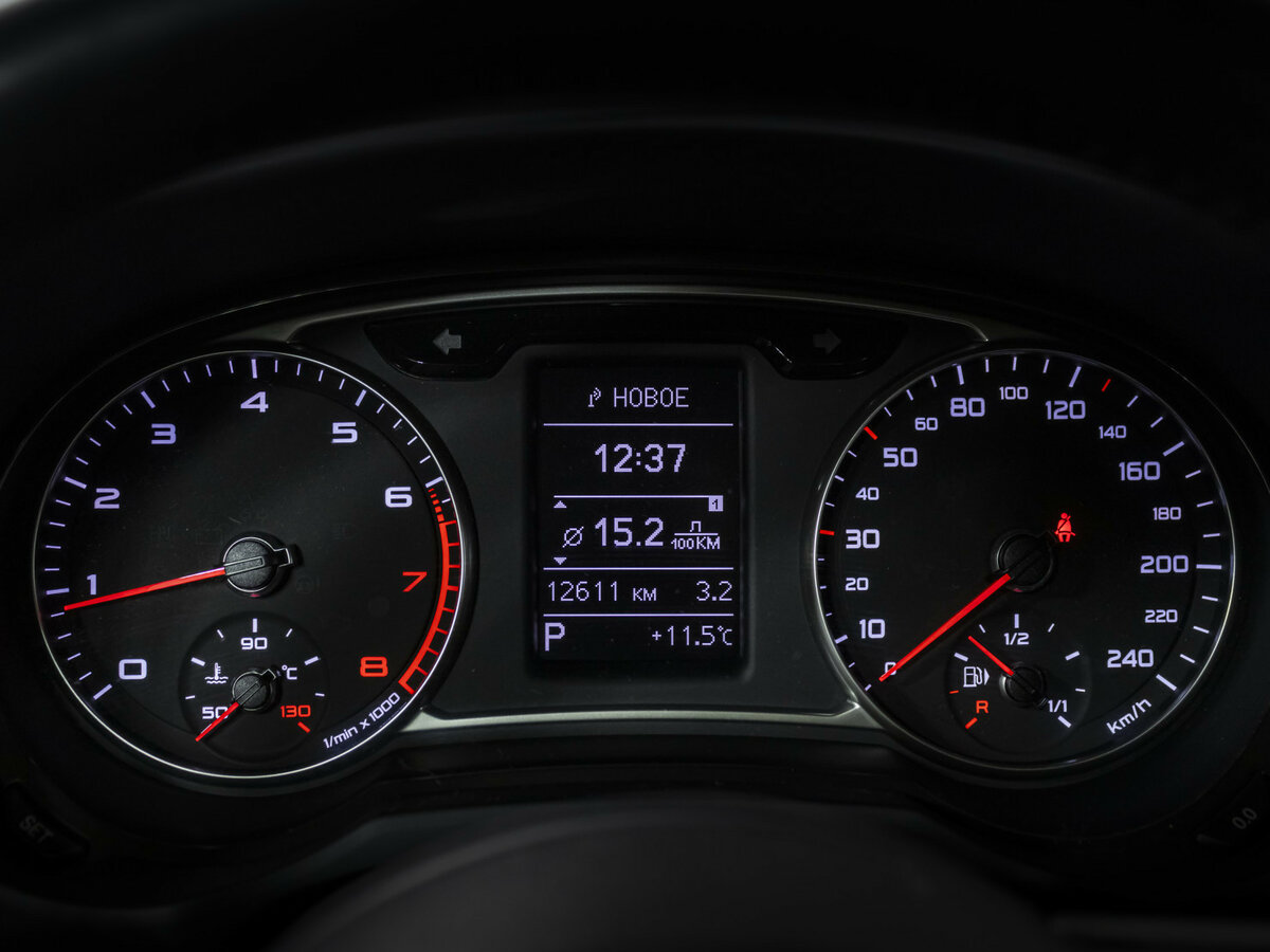 Audi A1 Sportback I (8X) Рестайлинг, 2015 Фото №11