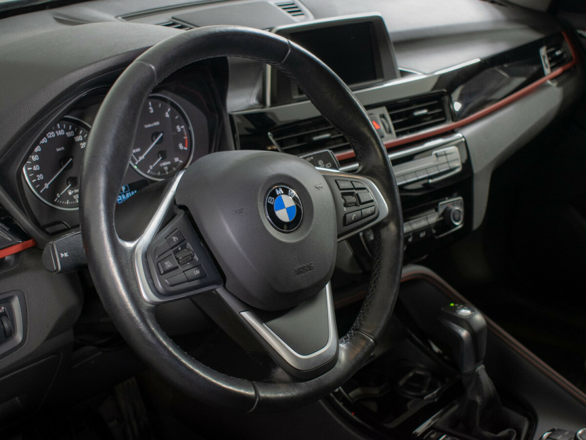 BMW X1 18d xDrive II (F48), 2017 Фото №13