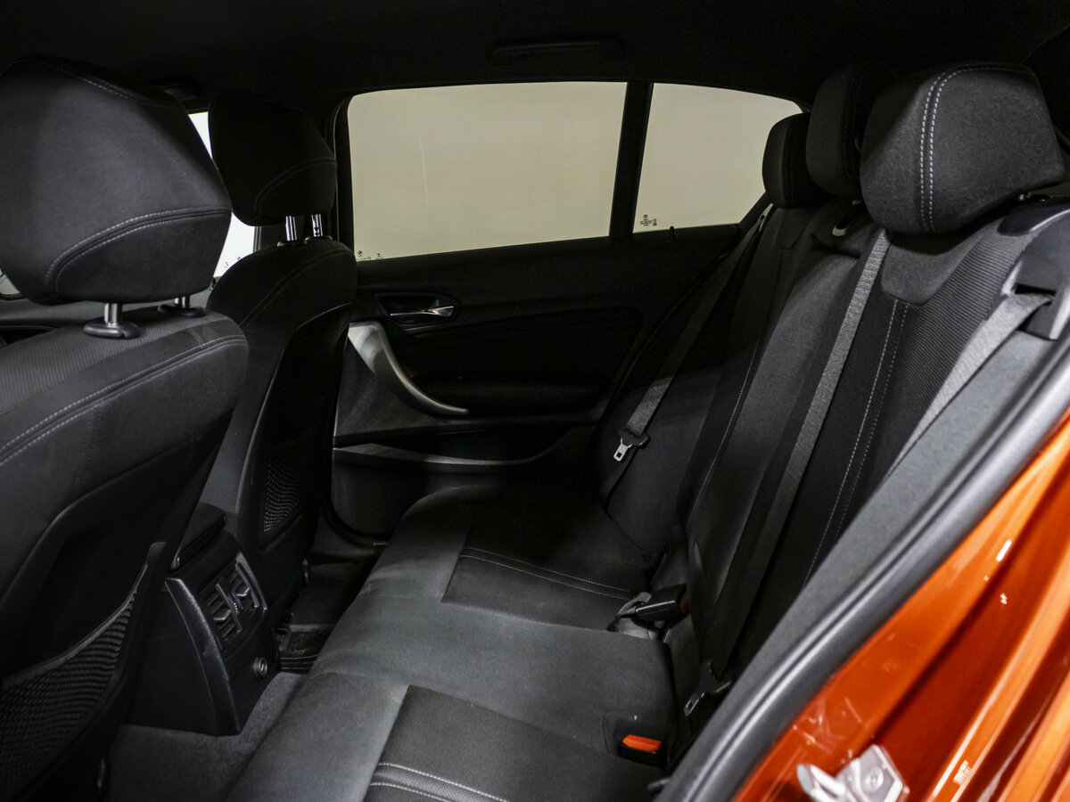 BMW 1 серии 118i II (F20/F21) Рестайлинг 2, 2019 Фото №13