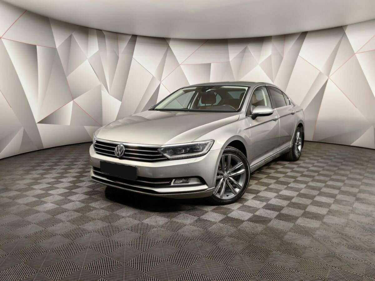 Volkswagen Passat, 2017 - 99 391 км. | Фото №1