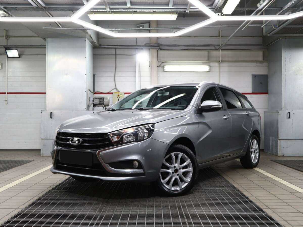Lada (ВАЗ) Vesta SW, 2020 - 118 000 км. | Фото №1